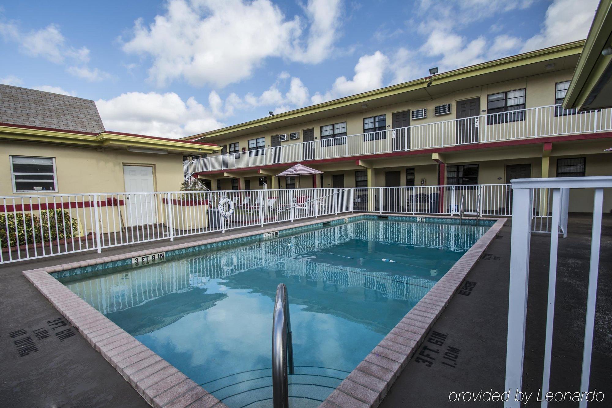 Fort Lauderdale Gardens Inn & Suites Ft Lauderdale International Airport Hollywood Bagian luar foto